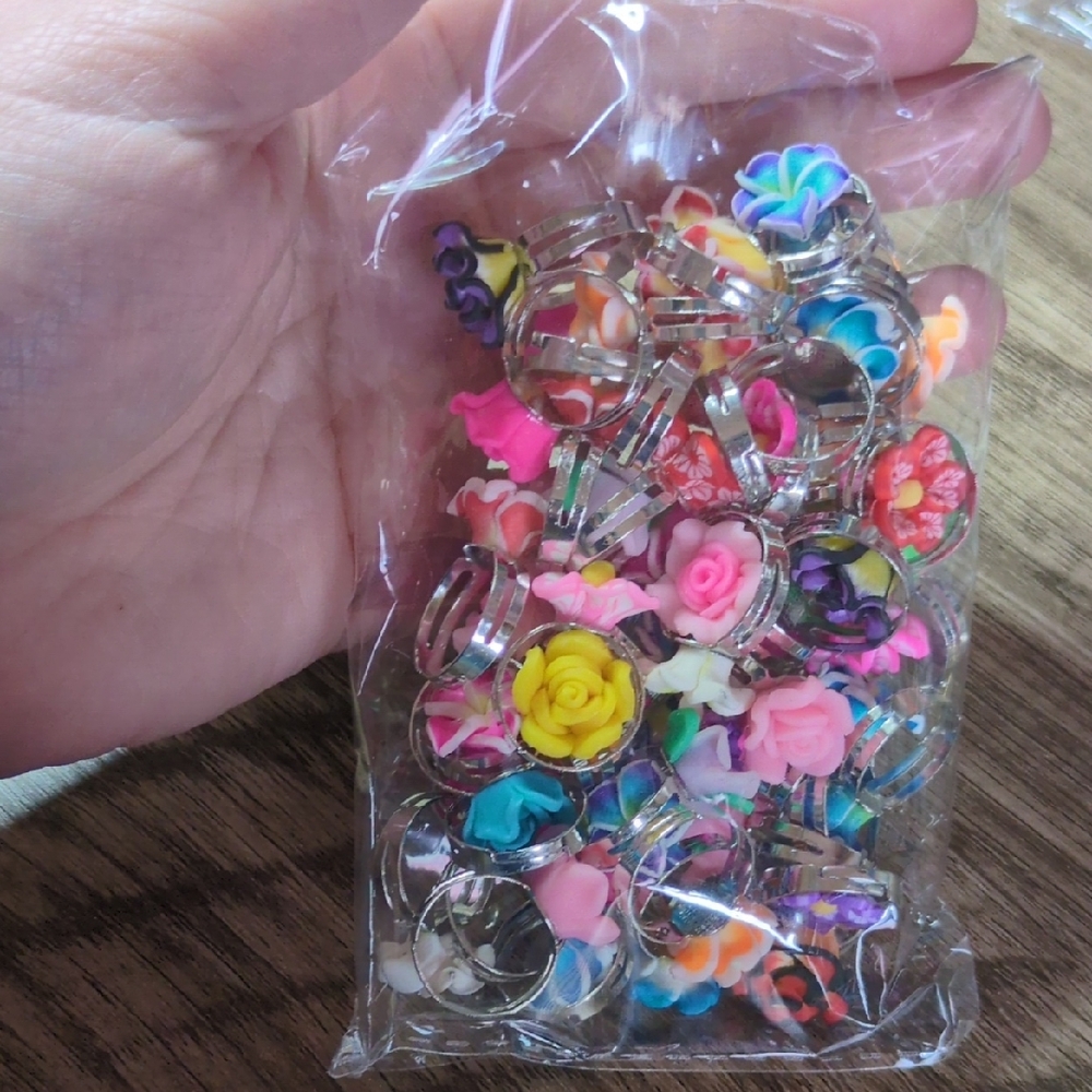 Colorful Floral Rings Set